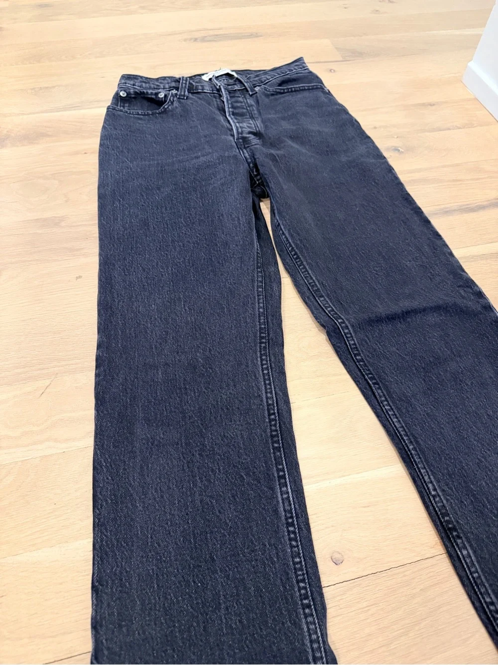 Abercrombie & Fitch “The Dad” High Rise Black Jeans, 24